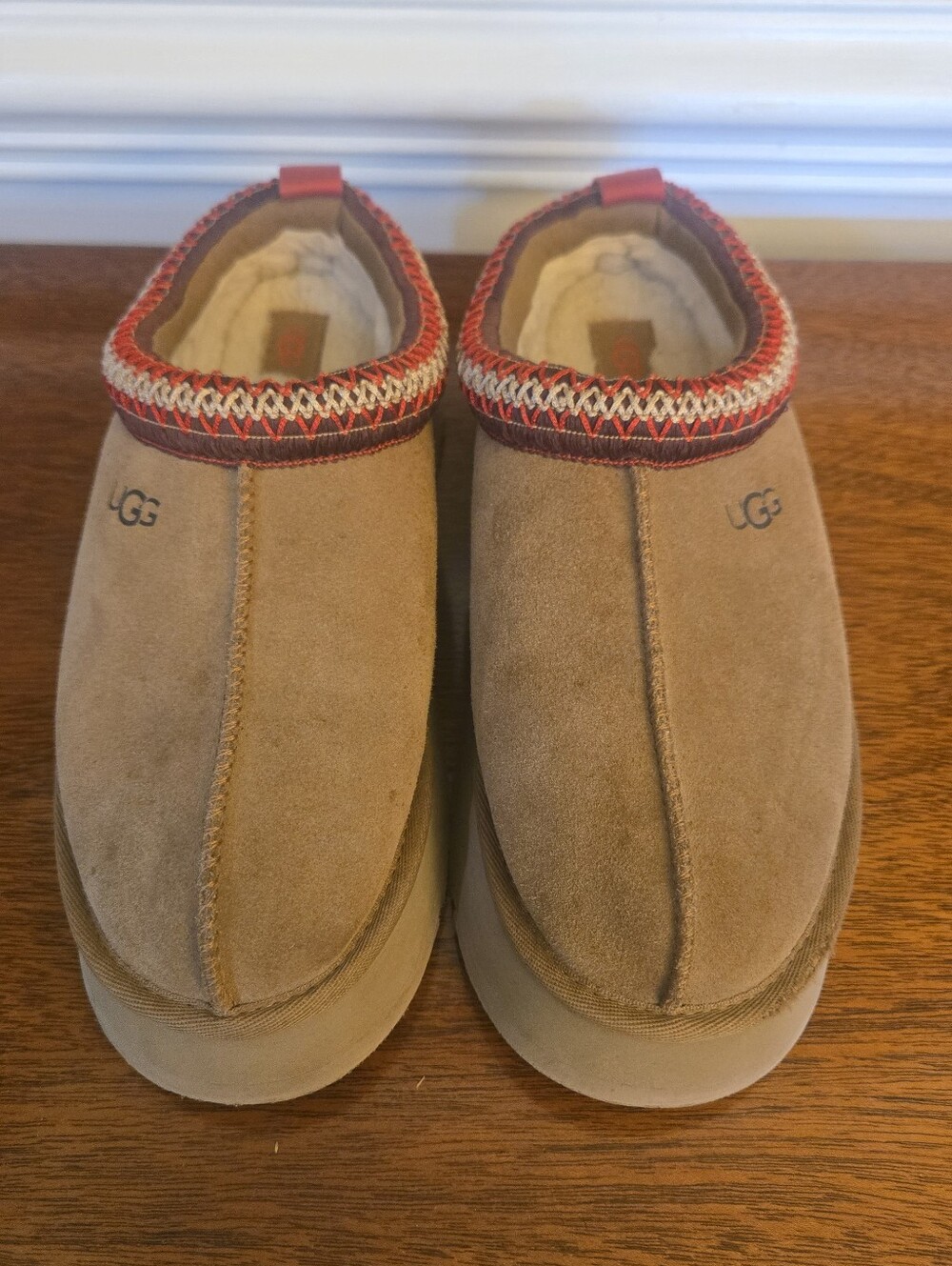 UGG Platform Tazz II